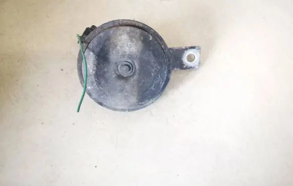 Toyota Auris 150 Horn signal a28657625 a-28-657625