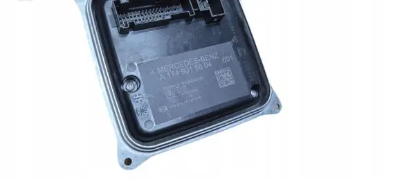 Mercedes-Benz Vito Viano W638 Voltage converter/converter module 