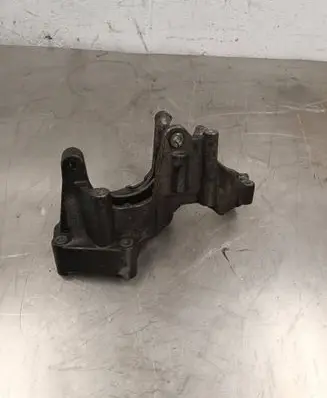 Mitsubishi Outlander Steering rack mounting bracket 4450A179