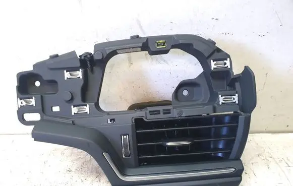 Audi A4 S4 B9 Dashboard air vent grill cover trim 8W1820901B