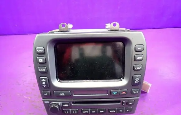 Radio/CD/DVD/GPS head unit