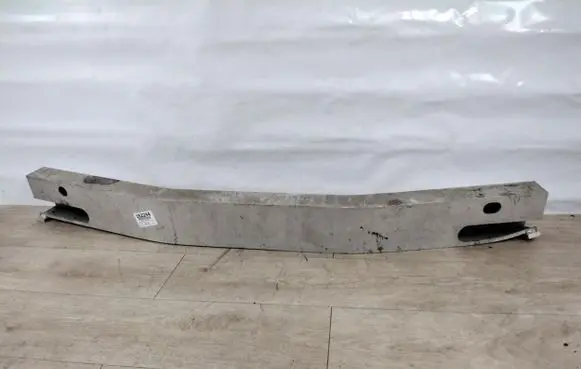 Nissan Leaf I (ZE0) Front bumper support beam 