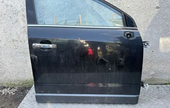 Opel Antara Front door