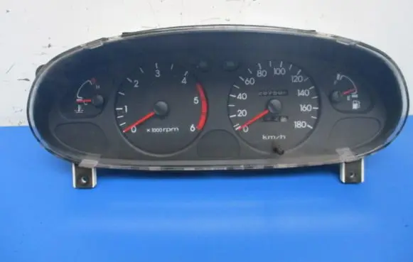 Hyundai H200 Speedometer (instrument cluster)