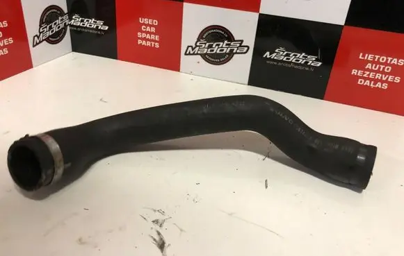 Volvo XC90 Engine coolant pipe/hose 08674873