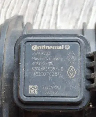 Renault Megane III Mass air flow meter 5WK97021 8200682558 022049503