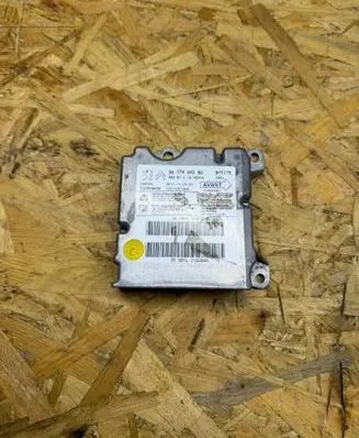 Citroen DS4 Airbag control unit/module 9677909280