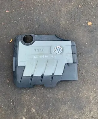 Volkswagen PASSAT B6 Engine cover (trim) 03L103925AE