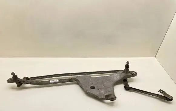 Audi A6 S6 C6 4F Front wiper linkage 4F1955023