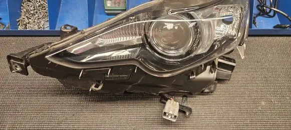 Lexus IS III XE30 Headlight/headlamp