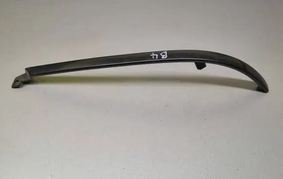 Under headlight/headlamp trim
