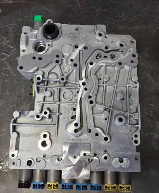 BMW X5 F15 Transmission gearbox valve body 1102427144 10311254 1102427143