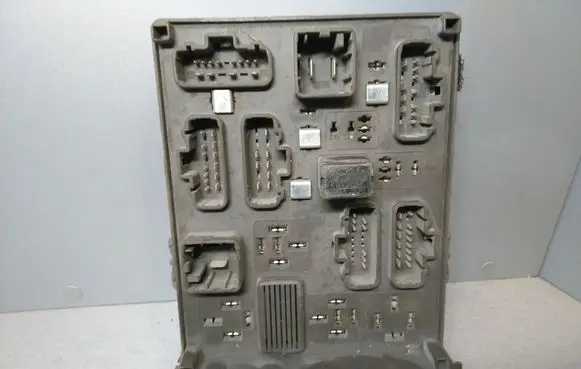 Renault Laguna II Fuse module 518095419 8200148809 8200004201