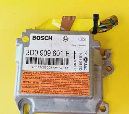 Volkswagen Phaeton Airbag control unit/module 3D0909601E 0285001733