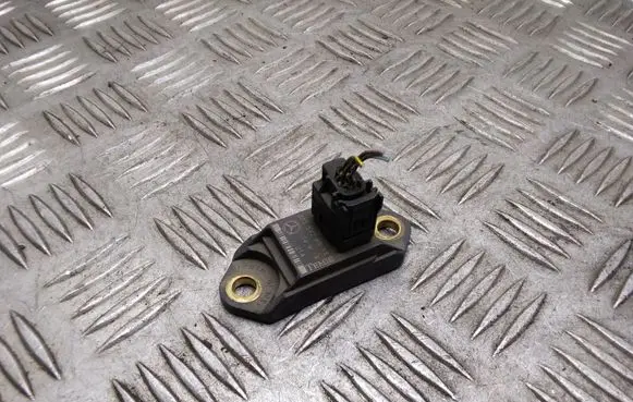 Mercedes-Benz S W220 Airbag deployment crash/impact sensor 0025426918