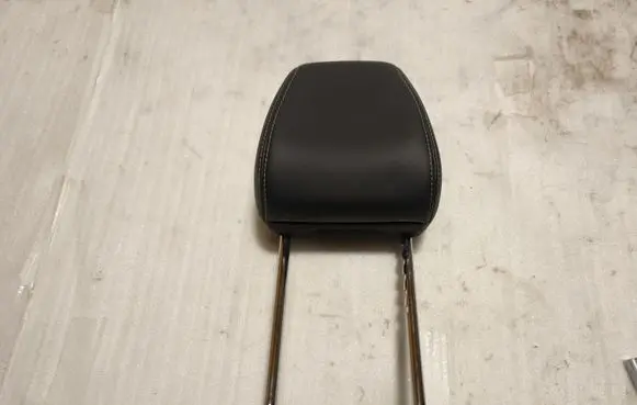 Opel Grandland X Front seat headrest