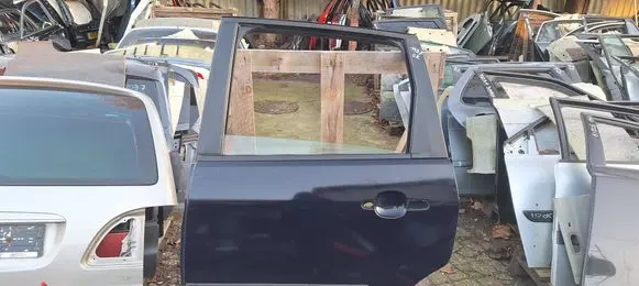 Ford Focus C-MAX Rear door 