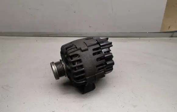 Mitsubishi Colt Generator/alternator A6391500250