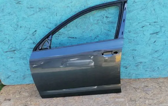 Skoda Octavia Mk3 (5E) Front door 5E0831311pmi