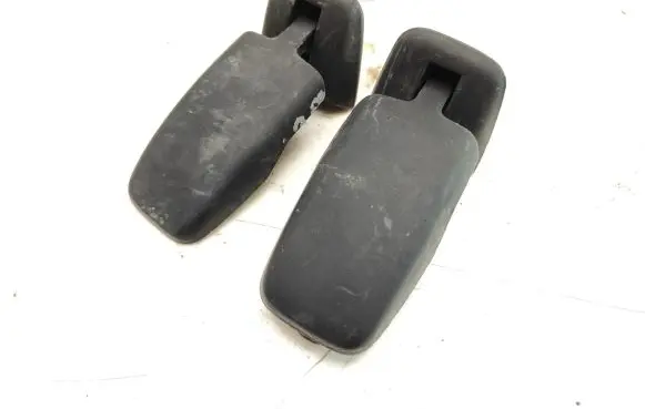Mazda Tribute Tailgate/trunk/boot hinge