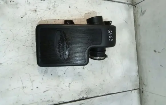 Chevrolet TrailBlazer Intake resonator 15193558