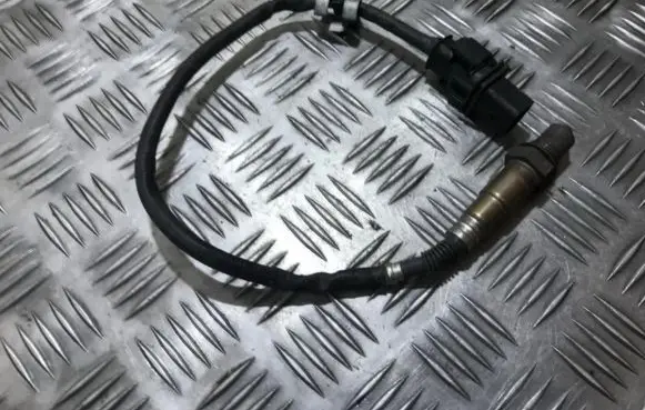 BMW 3 E46 Lambda probe sensor 0281004028 7793825-03