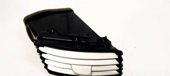 Lexus RX 300 Dash center air vent grill 5566048040 55660-48040