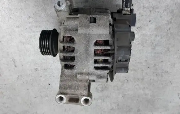 Mercedes-Benz A W169 Generator/alternator A2661540802
