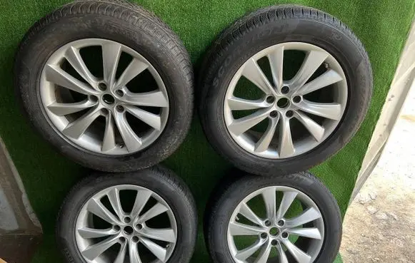 Tesla Model X R19 alloy rim 102724100A