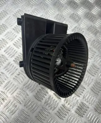 Volkswagen Golf IV Heater fan/blower 1J1819021