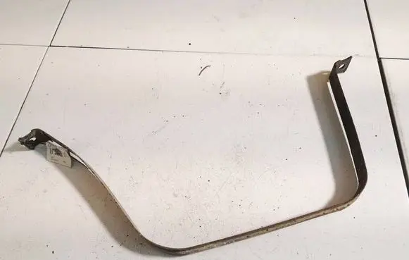 Audi Q7 4L Fuel tank mounting bracket 