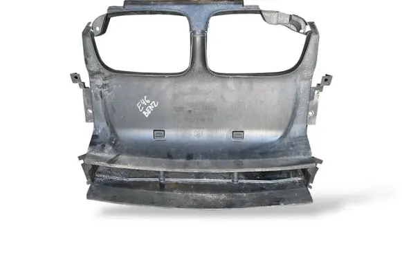 BMW 3 E46 Radiator cooling fan shroud 8202831 51718202831