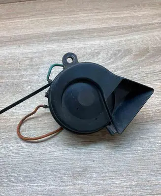Opel Vectra B Horn signal A26657625 400HZ