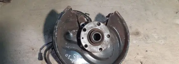 Audi A4 S4 B7 8E 8H Rear wheel hub 8E0615612