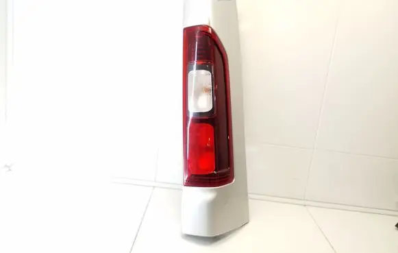 Renault Trafic III (X82) Rear/tail lights 265A15018R