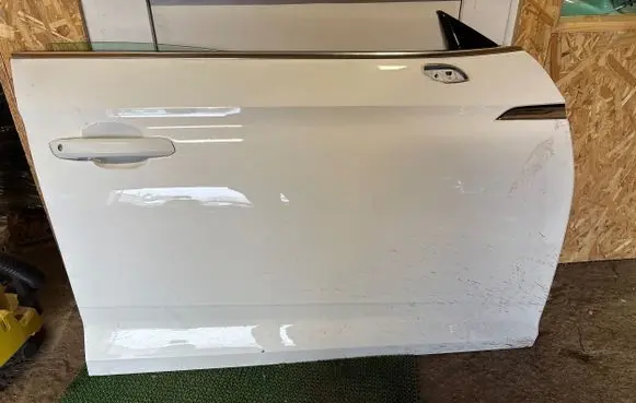 Audi A5 Sportback 8TA Front door 8W8010502B 29422739 29423044