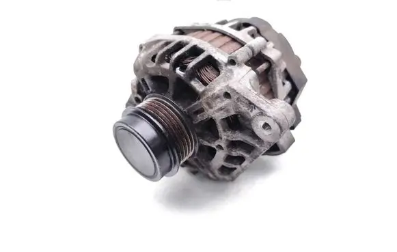 Hyundai i20 (PB PBT) Generator/alternator 37300-03600