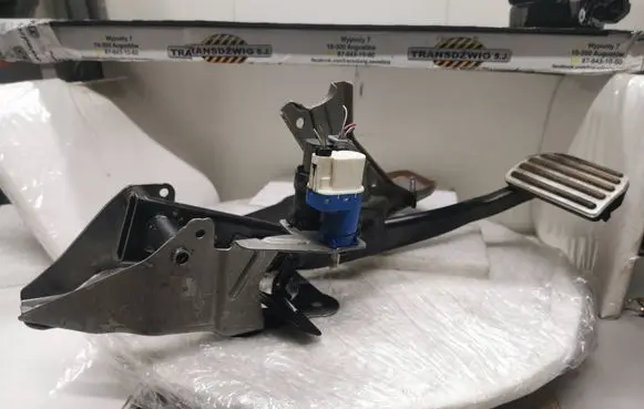 Volvo XC60 Brake pedal 31322138 11751P06
