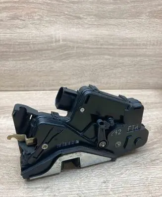 BMW 3 E46 Front door lock 242FTR FRONTRH