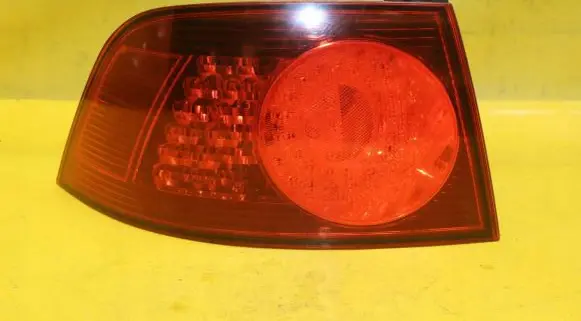 Volkswagen Phaeton Rear/tail lights 3D0945096F