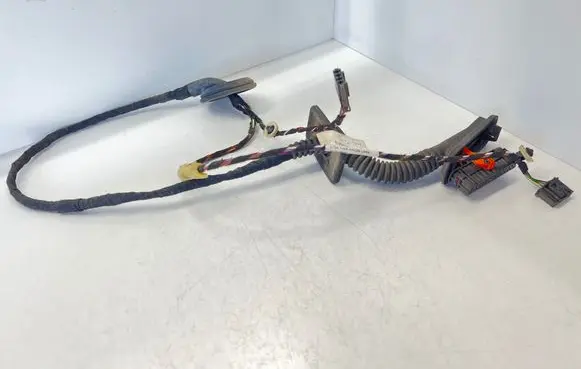 Skoda Fabia Mk3 (NJ) Rear door wiring loom 6V6971161N