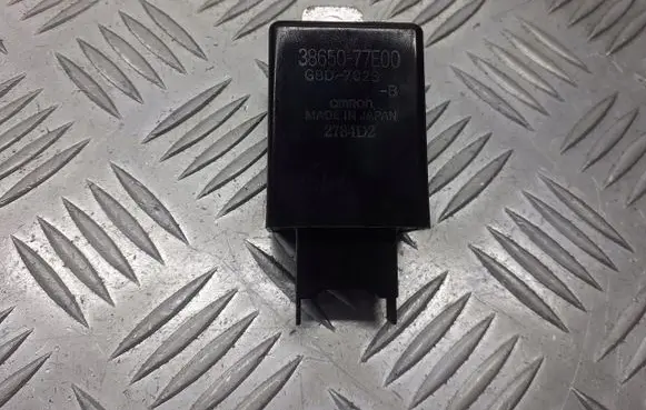 Suzuki Liana Other switches/knobs/shifts 38650-77E00