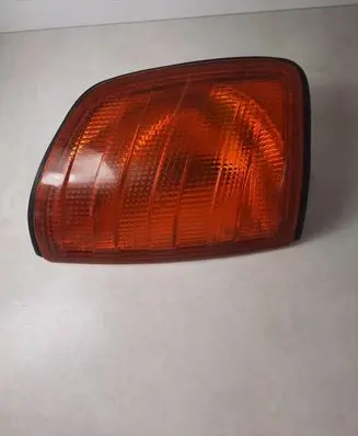Mercedes-Benz E W124 Front indicator light 42704R6
