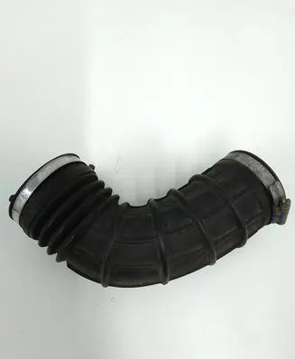 Opel Insignia A Turbo air intake inlet pipe/hose 12829425
