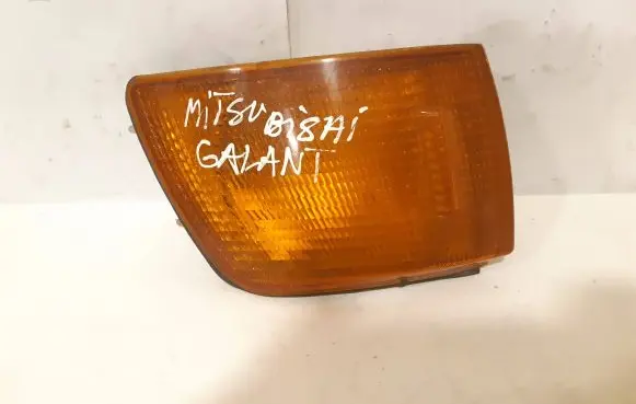 Mitsubishi Galant Front indicator light 21037558