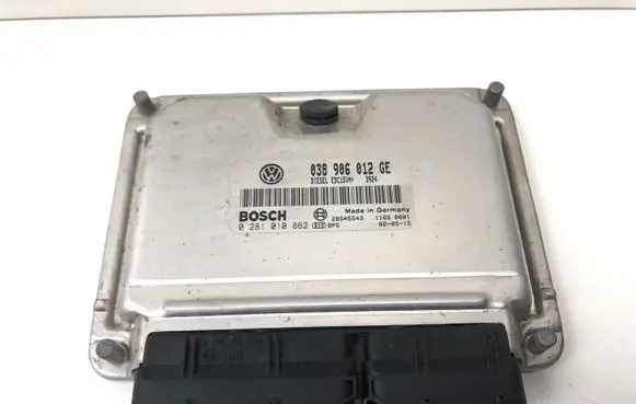 Skoda Fabia Mk1 (6Y) Engine control unit/module 038906012GE 0281010862