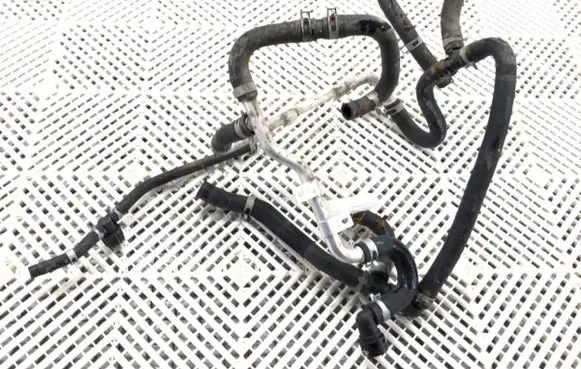 Hyundai Kona I Engine coolant pipe/hose 375Y2-K4000