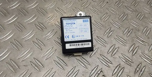 Toyota Corolla Verso E121 Door control unit/module 897410F010