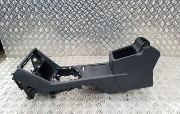 Volkswagen Tiguan Center console 5NB863241A 5NA863319A 5NA864851