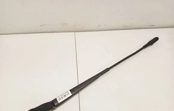 Opel Zafira B Front wiper blade arm 13145563